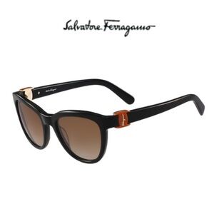 Salvatore Ferragamo SF817S Sunglasses